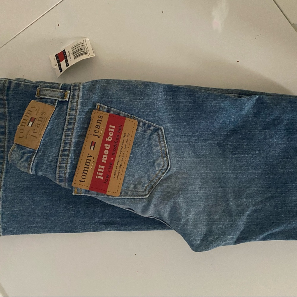 TOMMY HILFIGER GIRLS Size 7 NWT jeans